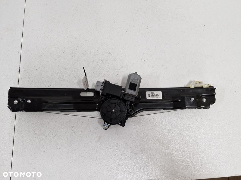 FIAT 500L PODNOŚNIK MECHANIZM SZYBY LEWY PRZÓD 6 PIN EU EUROPA 51980518 - 1