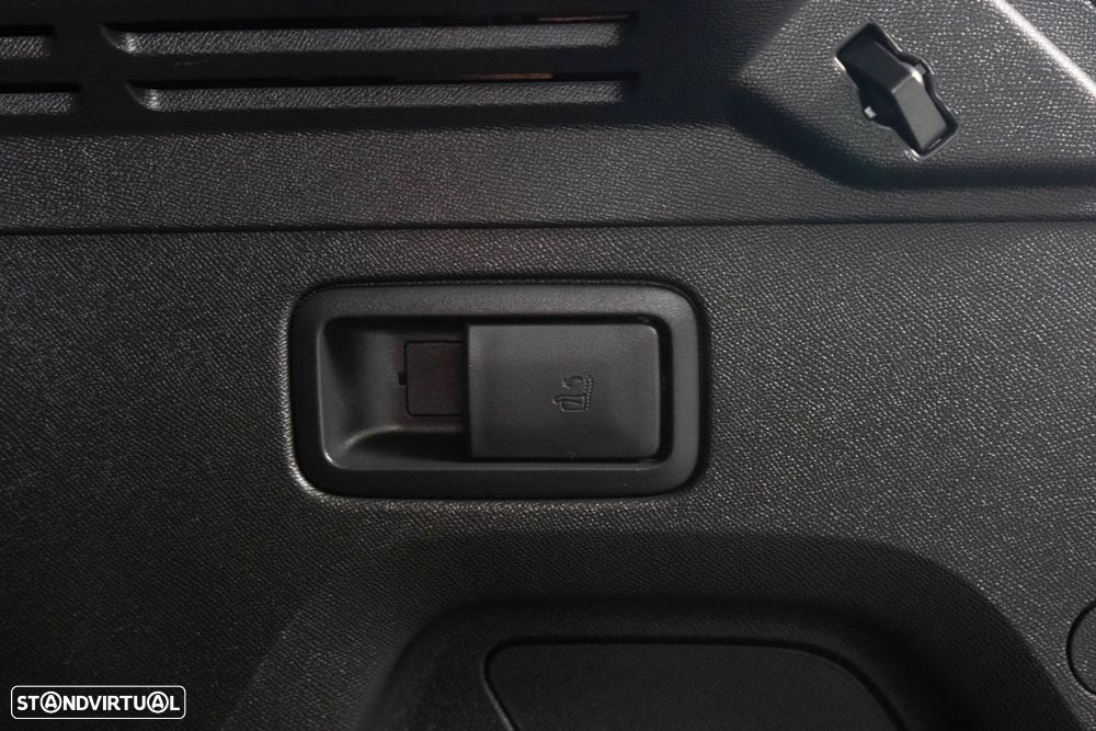 Peugeot 3008 1.6 Hybrid GT e-EAT8 - 15