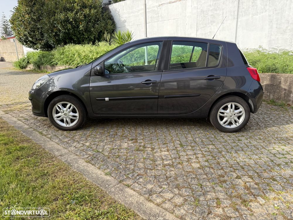 Renault Clio 1.2 16V Dynamique - 2