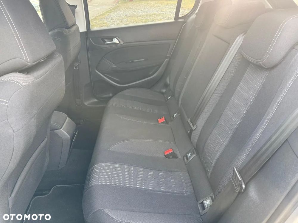 Peugeot 308 2.0 BlueHDi Allure S&S - 14