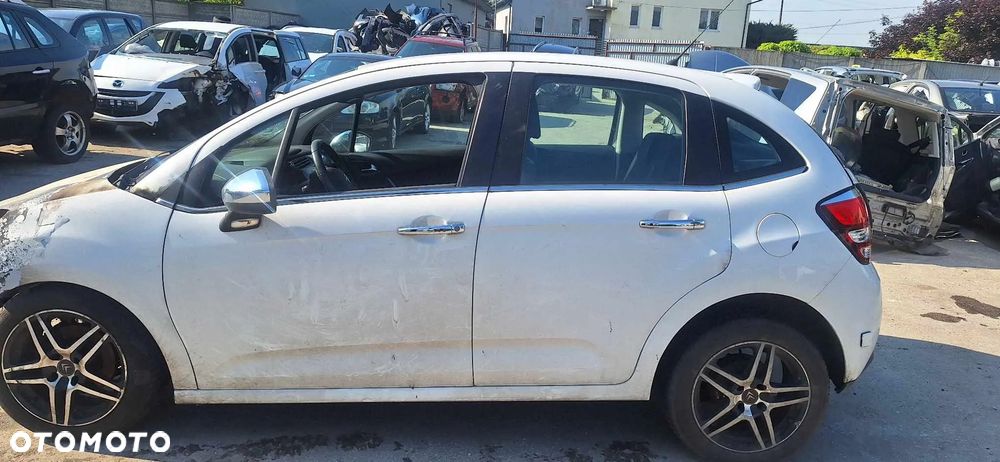 Citroen C3 II EWP drzwi lewy tył komplet - 1