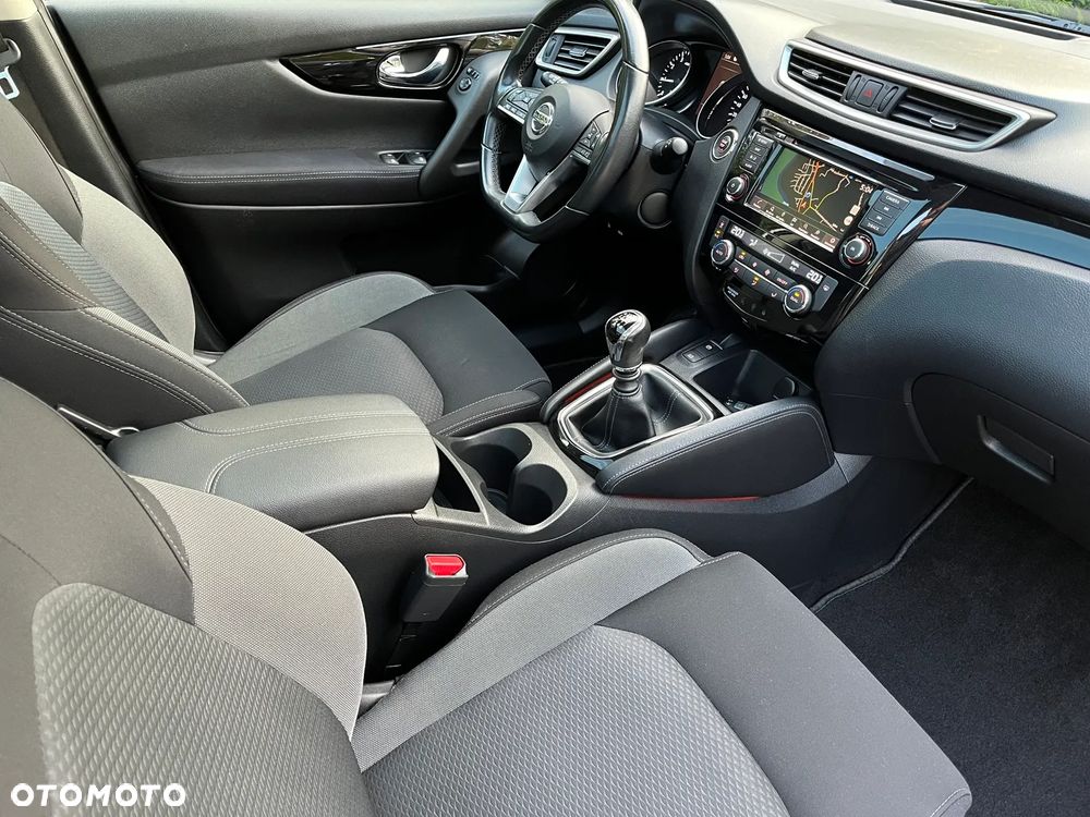 Nissan Qashqai 1.3 DIG-T N-Connecta - 13
