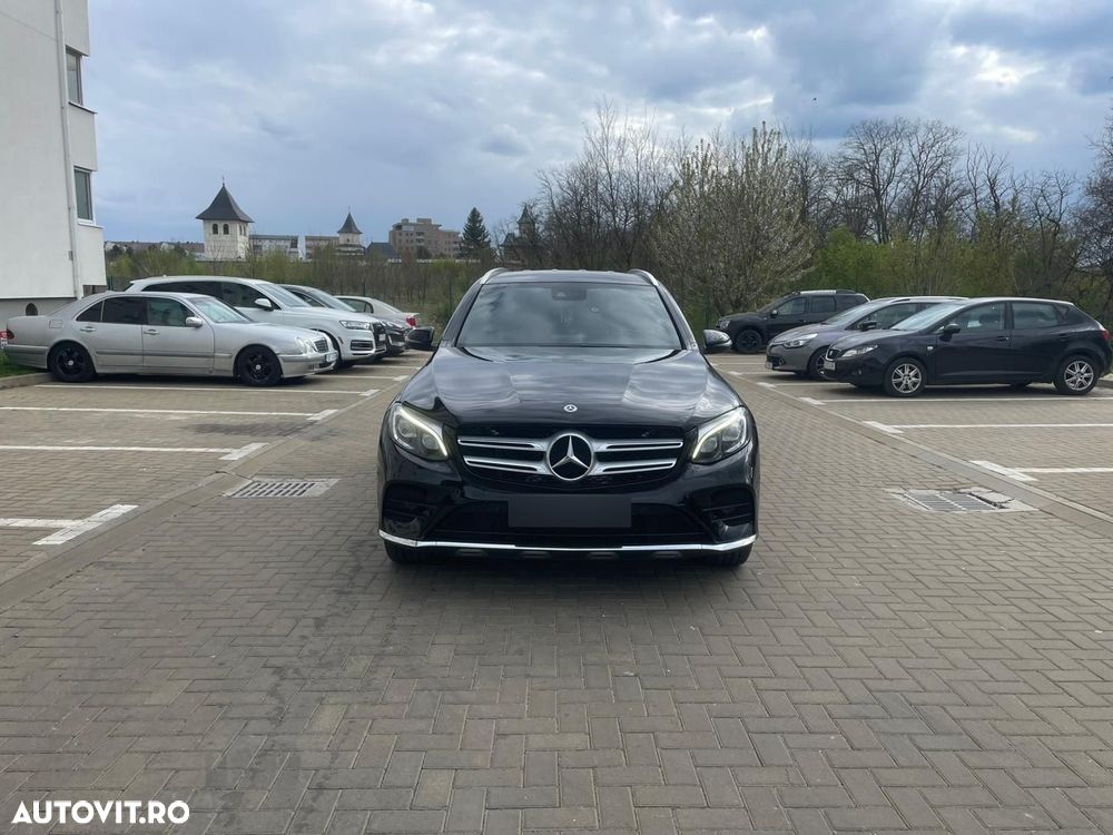 Mercedes-Benz GLC 220 d 4MATIC 9G-TRONIC AMG Line - 2