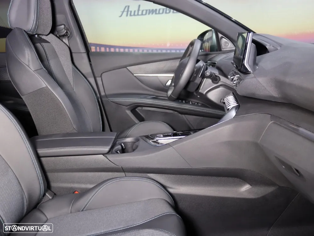 Peugeot 5008 1.5 BlueHDi Allure Pack EAT8 - 16