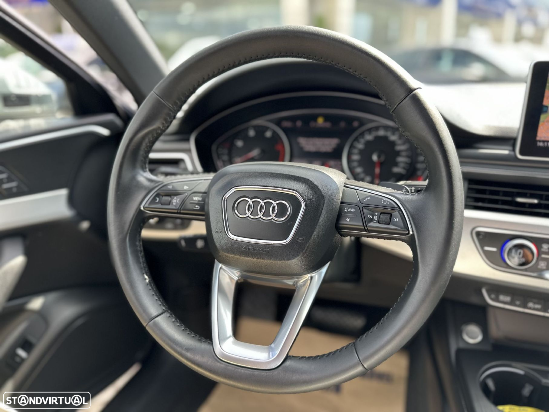 Audi A4 Allroad 2.0 TDi quattro S tronic - 8