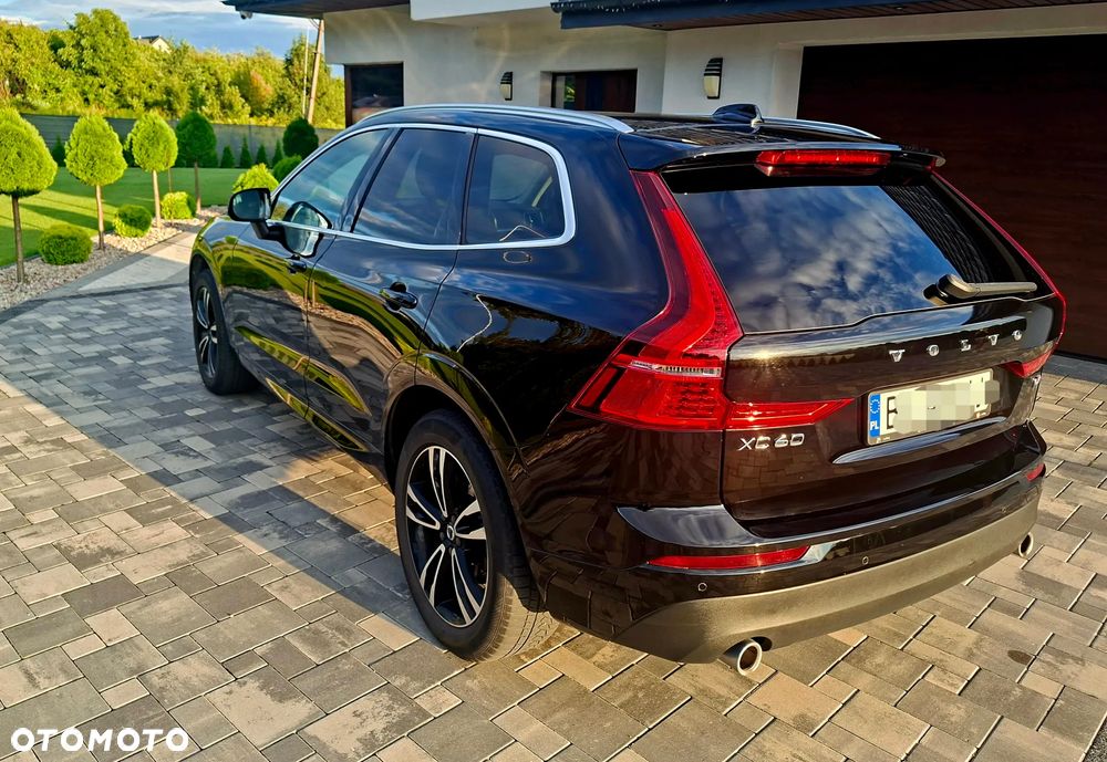 Volvo XC 60 D4 Momentum Pro - 8