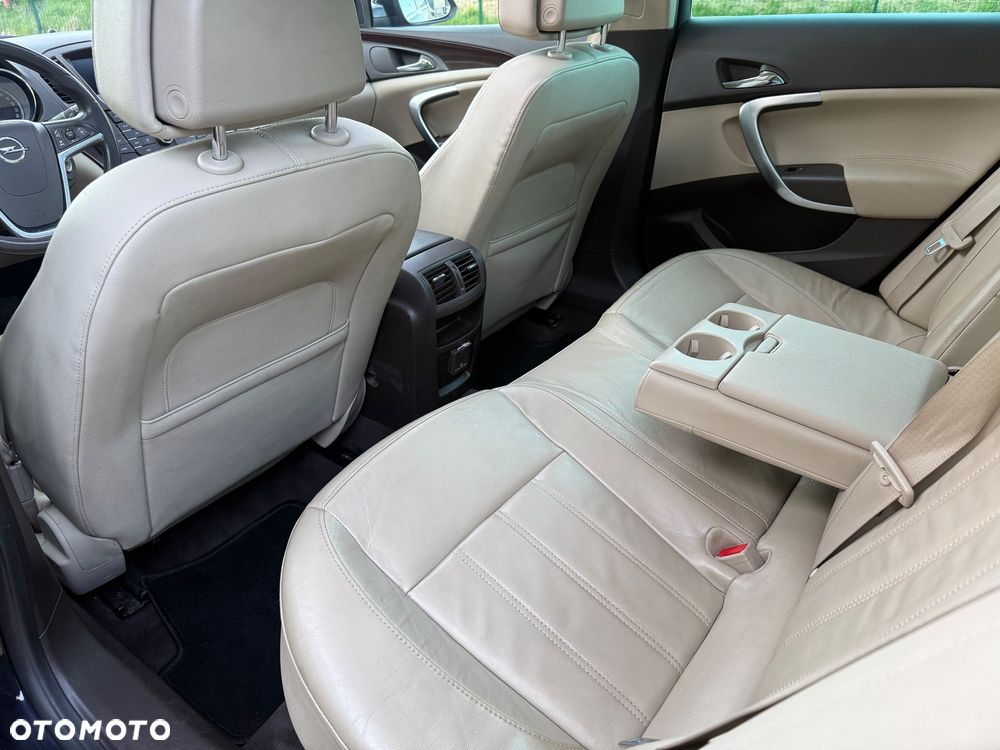 Opel Insignia 2.0 T Cosmo - 25