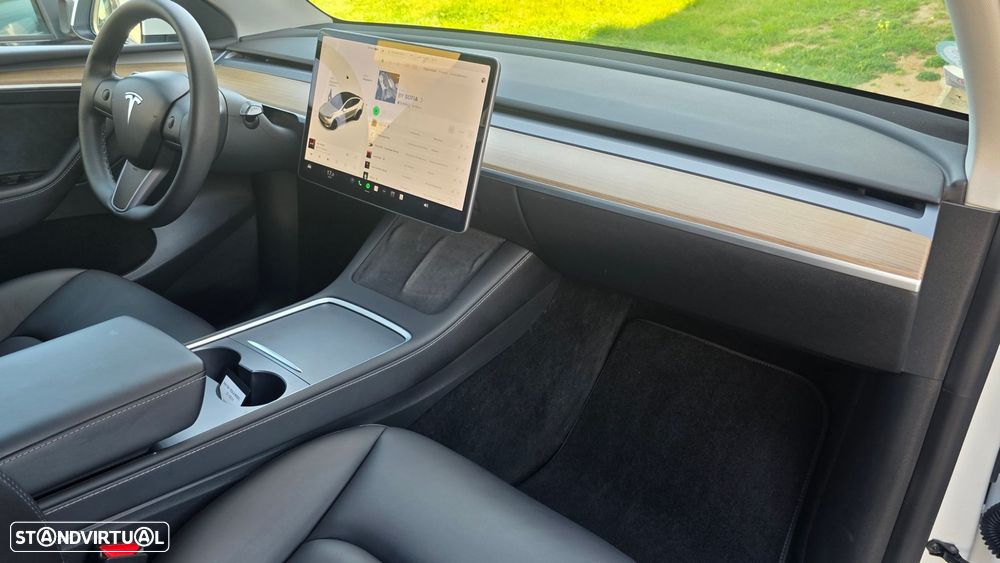 Tesla Model Y Long Range Tração Integral - 20