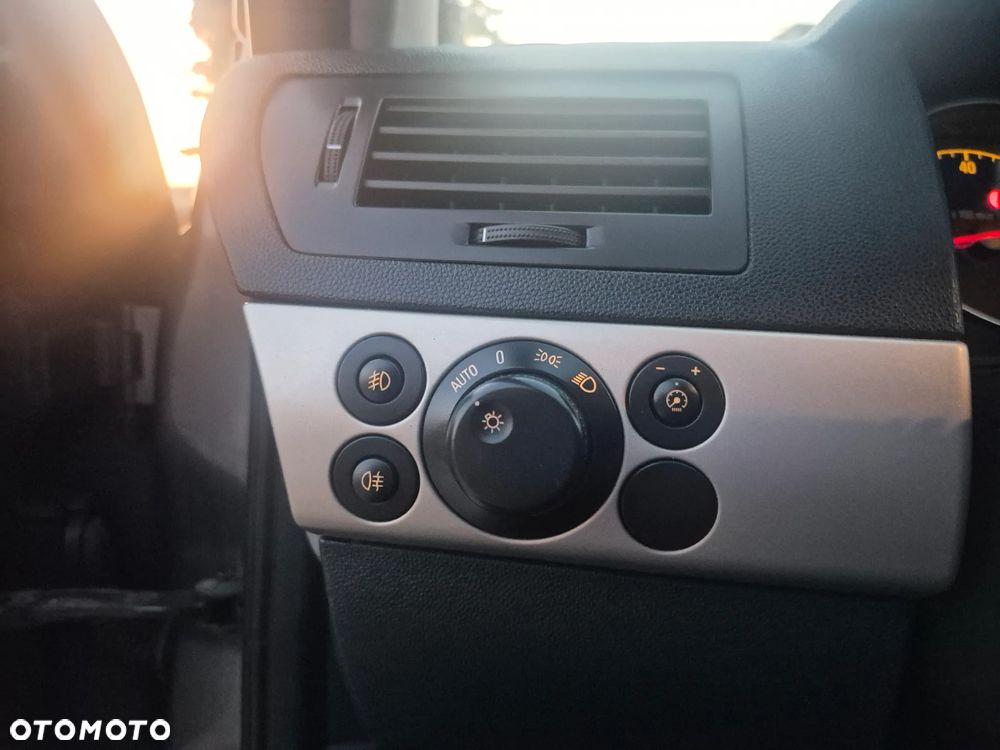 Opel Astra 1.4 Edition 111 Jahre - 21