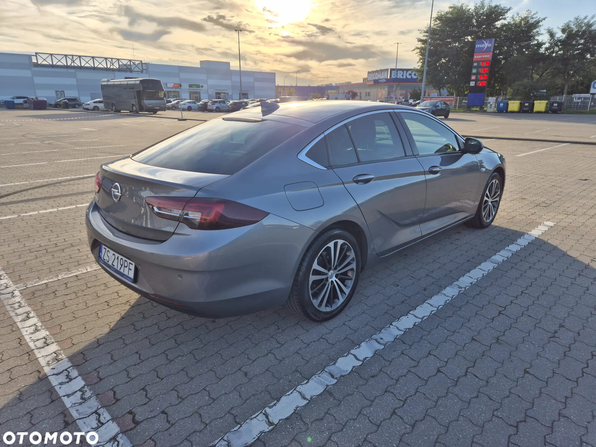 Opel Insignia 1.5 T Elite S&S - 4