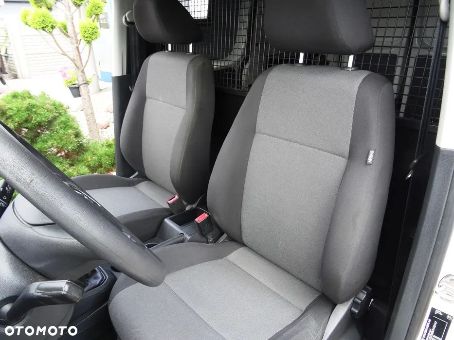 Volkswagen CADDY - 13