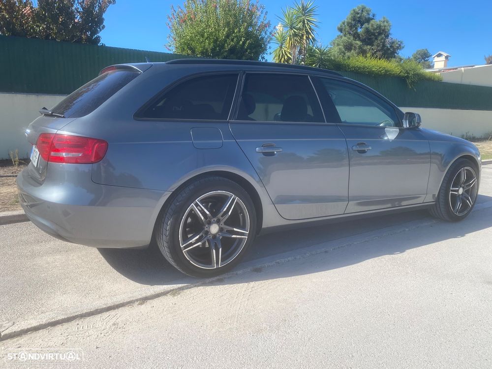 Audi A4 Avant 2.0 TDI ultra DPF Attraction - 4