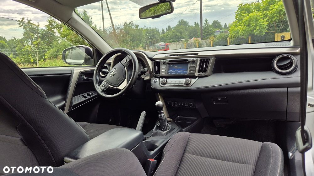 Toyota RAV4 2.0 D-4D Premium - 7