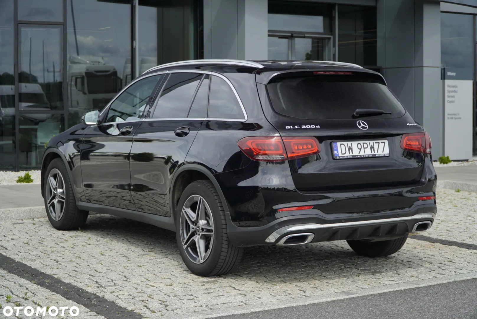 Mercedes-Benz GLC 200 d 4-Matic Business Edition - 4