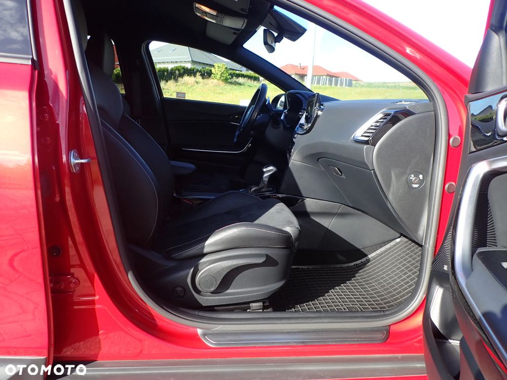 Kia XCeed - 16