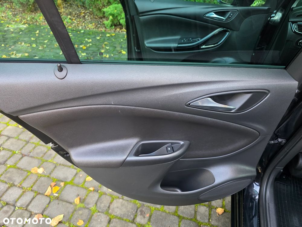 Opel Astra 1.6 CDTI DPF ecoFLEX Start/Stop Exklusiv - 18
