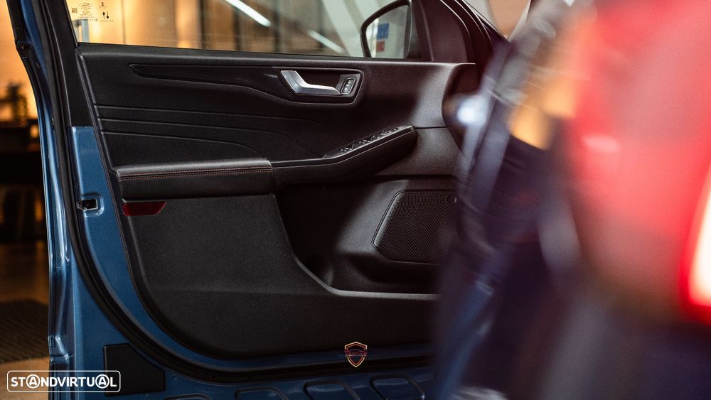 Ford Kuga 1.5 EcoBoost ST-LINE - 18