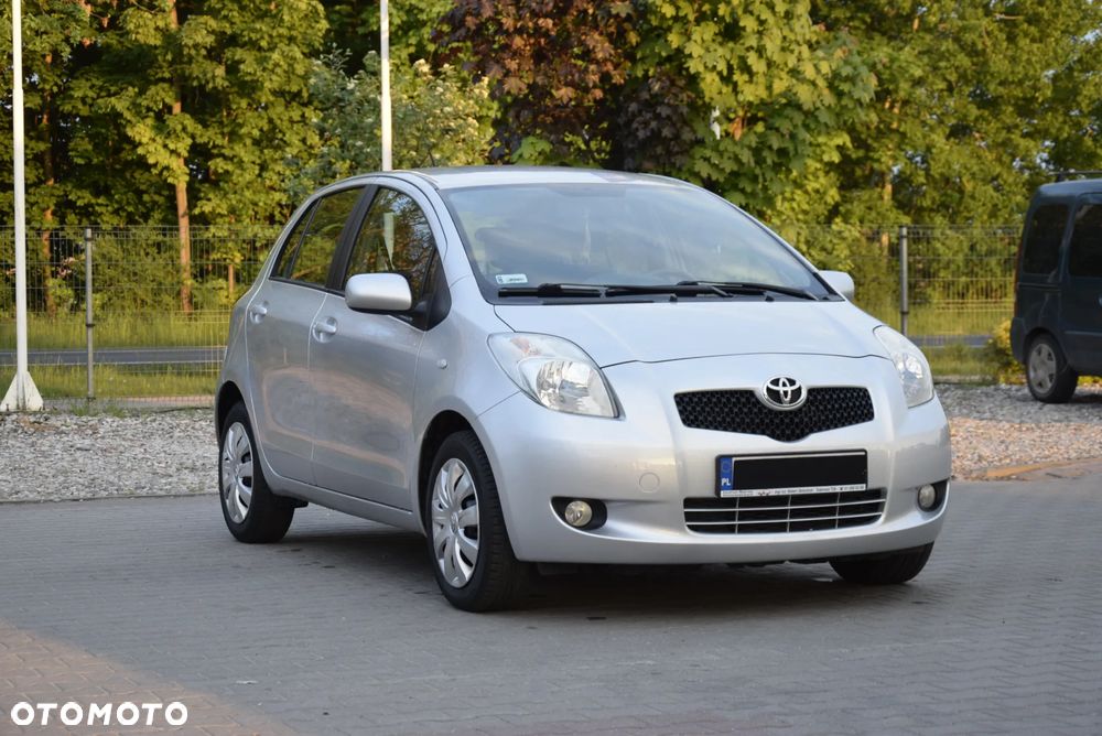 Toyota Yaris - 5