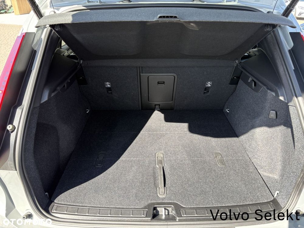 Volvo XC 40 - 22