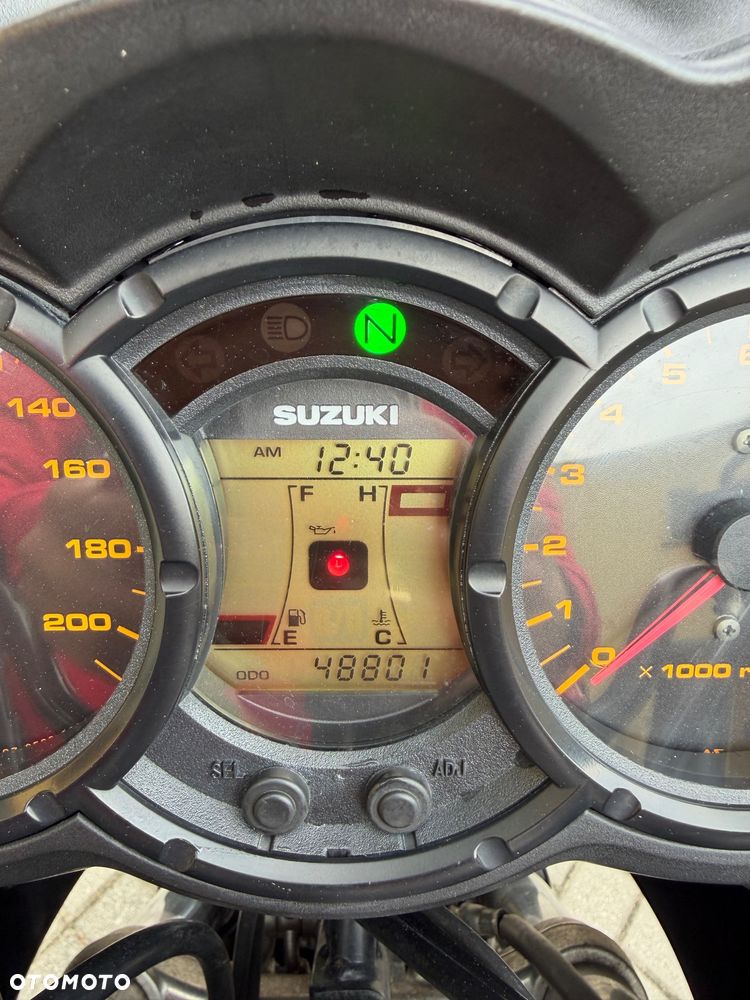 Suzuki DL - 10