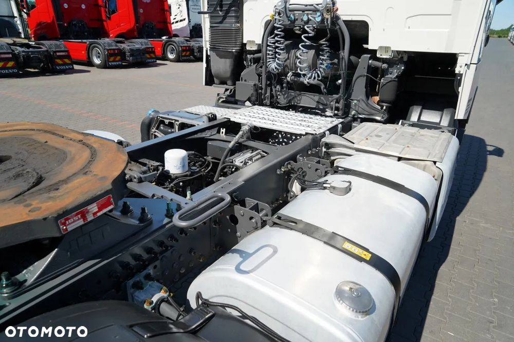 Volvo FH 500 / NISKA KABINA / HYDRAULIKA / WYSOKO ZAWIESZONY / - 17