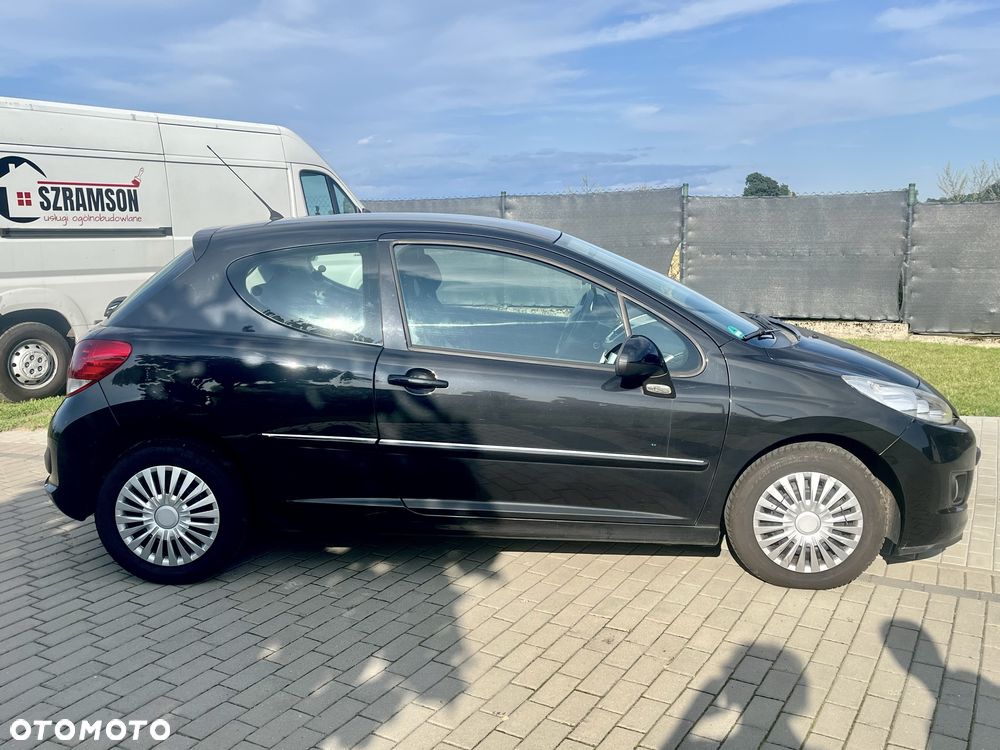 Peugeot 207 - 3