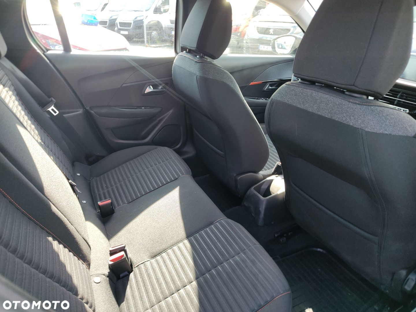 Peugeot 208 1.2 PureTech Active Pack S&S - 9