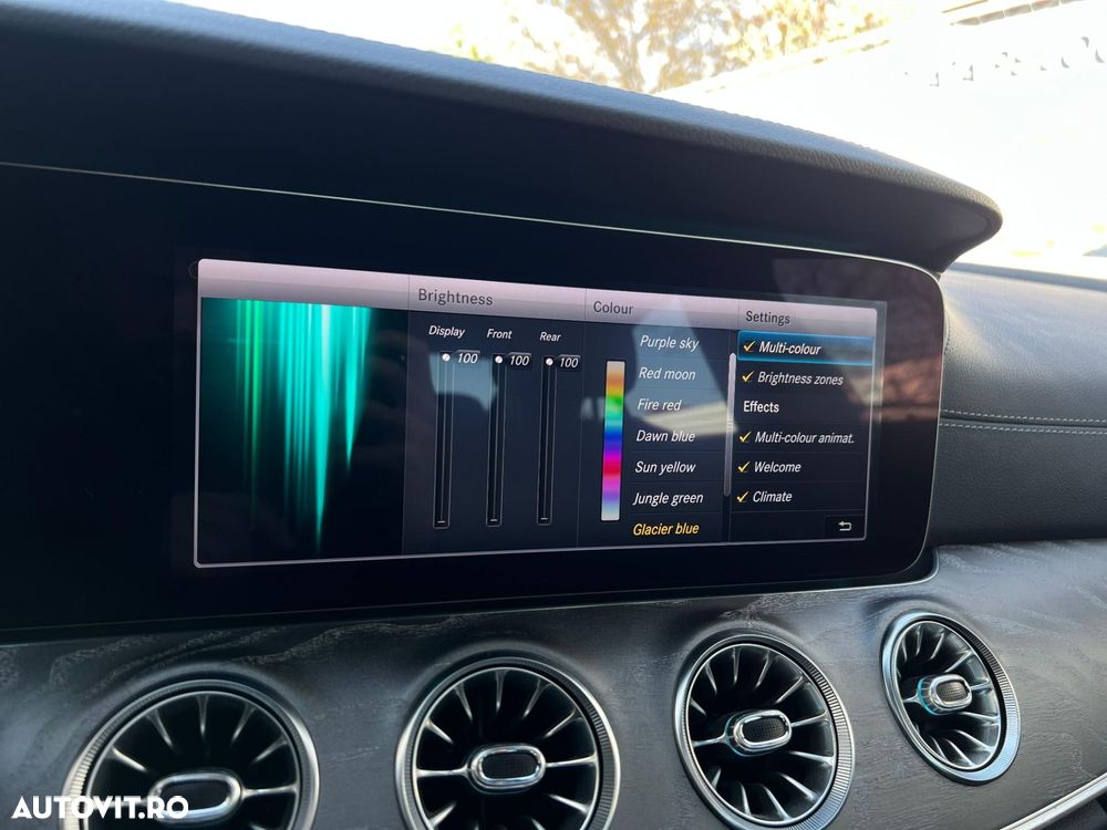 Mercedes-Benz CLS - 33