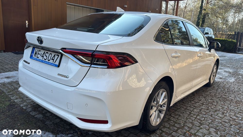 Toyota Corolla 1.8 Hybrid Comfort - 32
