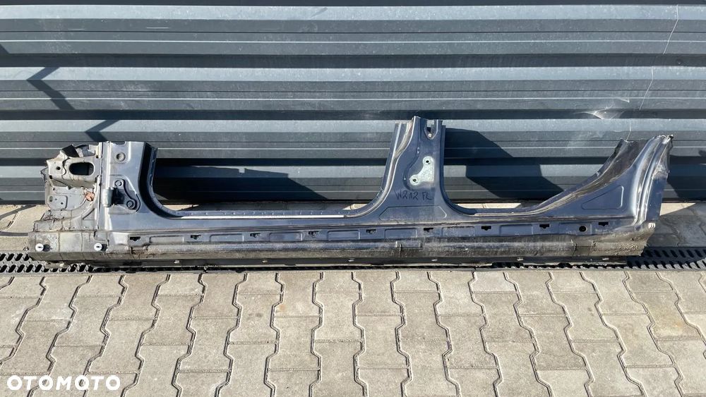 MERCEDES E W212 LIFT SEDAN ĆWIARTKA PRÓG SŁUPEK BOK LEWY