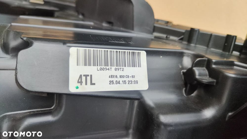 Mitsubishi Outlander 16-24 Lampa Przód Soczewka LR Komplet Oryginał EU - 10