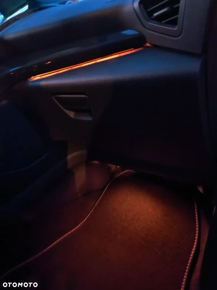 Ford Kuga 2.0 TDCi 4x2 Titanium - 33