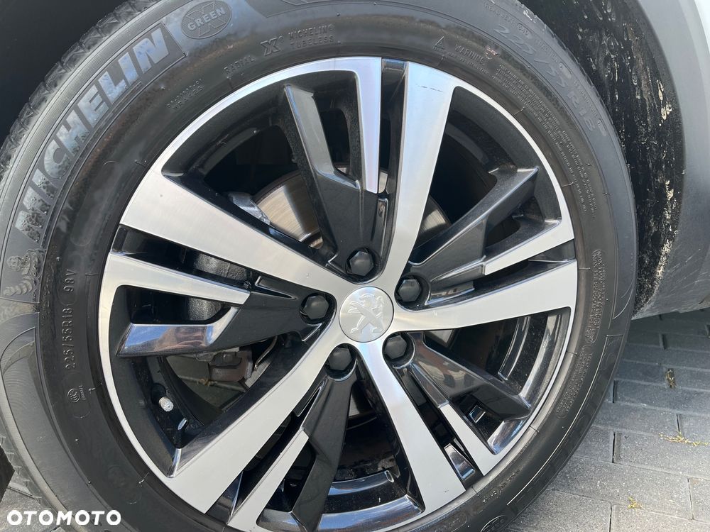 Peugeot 3008 BlueHDi 130 Stop & Start EAT8 Allure Business-Paket - 9