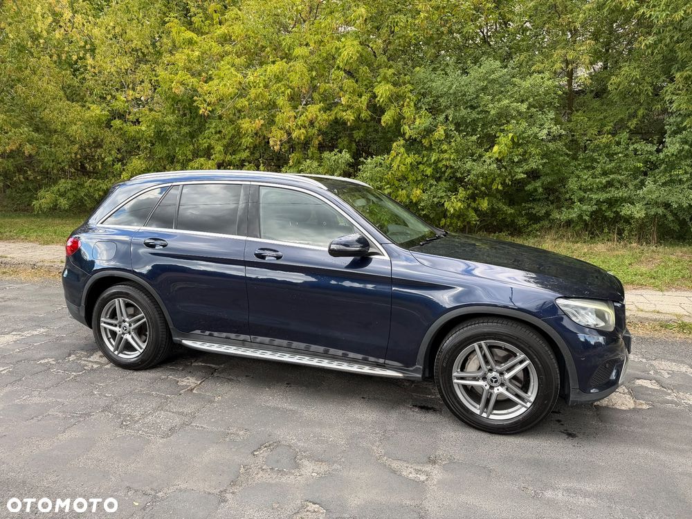 Mercedes-Benz GLC 220 d 4Matic 9G-TRONIC AMG Line - 4