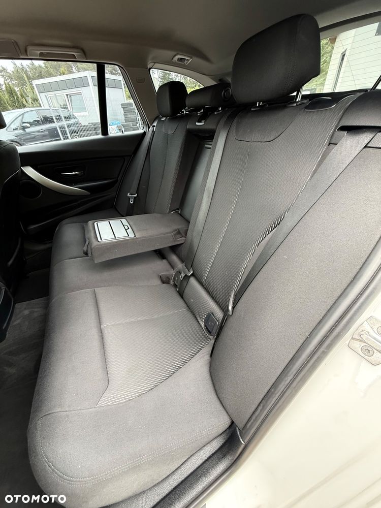 BMW Seria 3 - 14