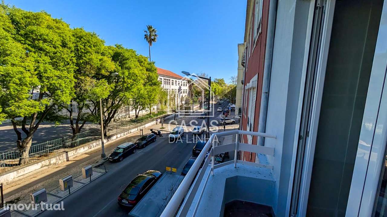 T2+1 renovado na Penha de França - Lisboa - Grande imagem: 2/28