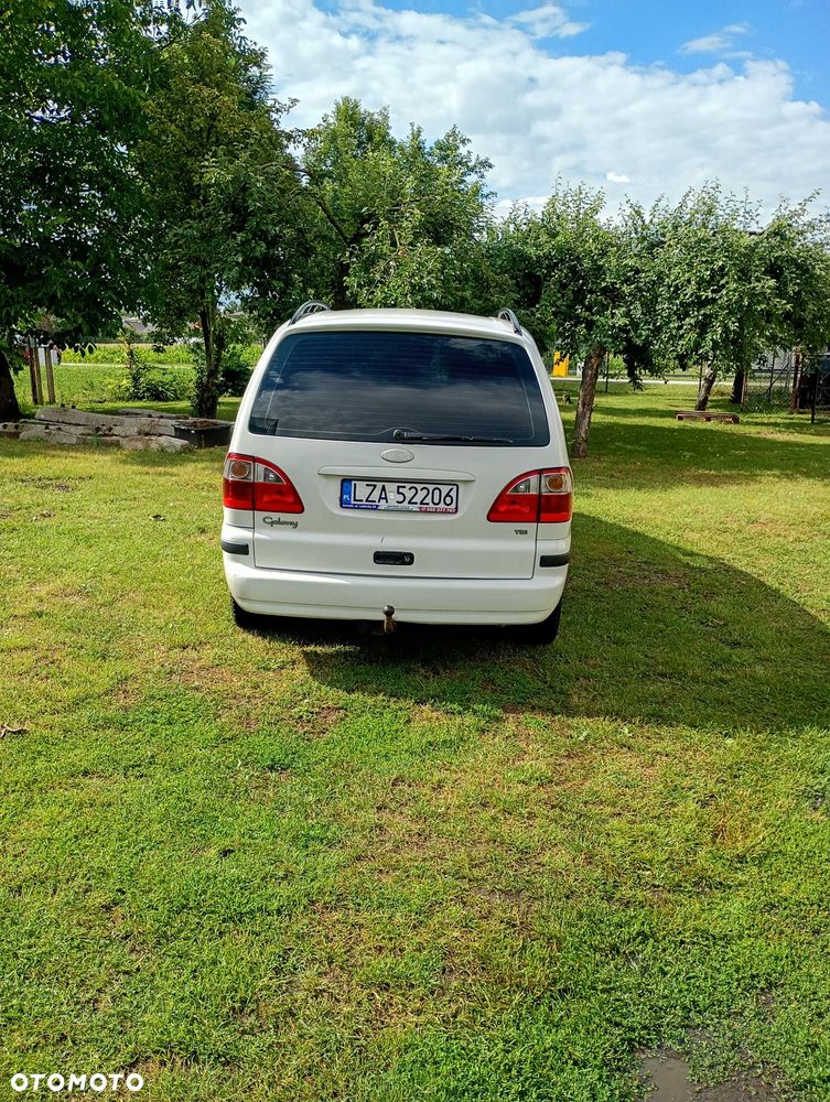 Ford Galaxy - 3