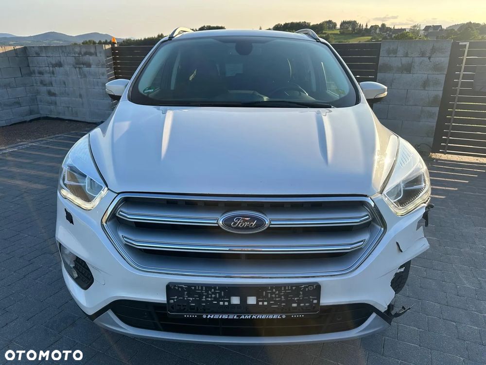 Ford Kuga 1.5 EcoBoost 4x4 Titanium - 2