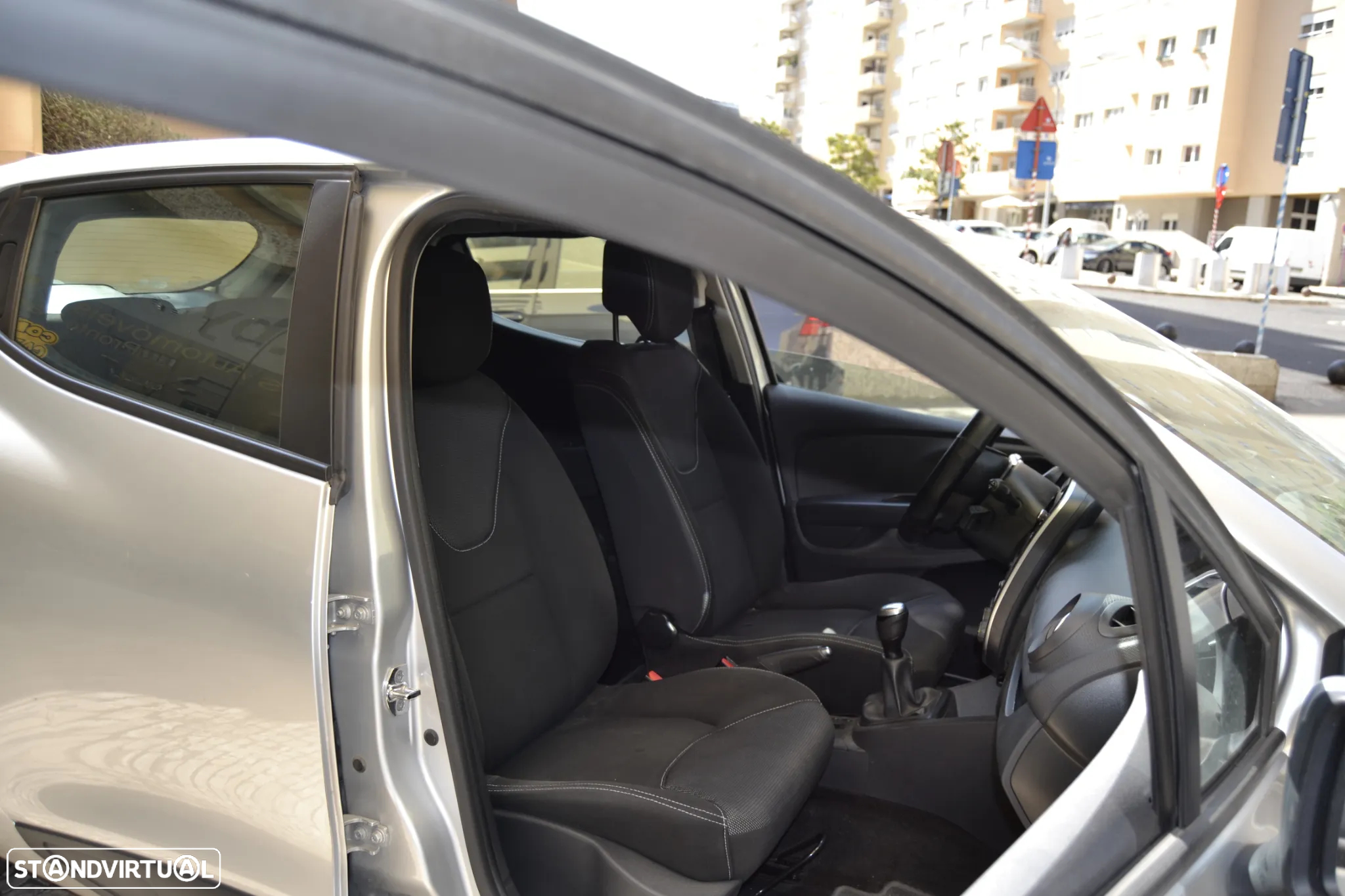 Renault Clio 1.5 dCi Zen - 15