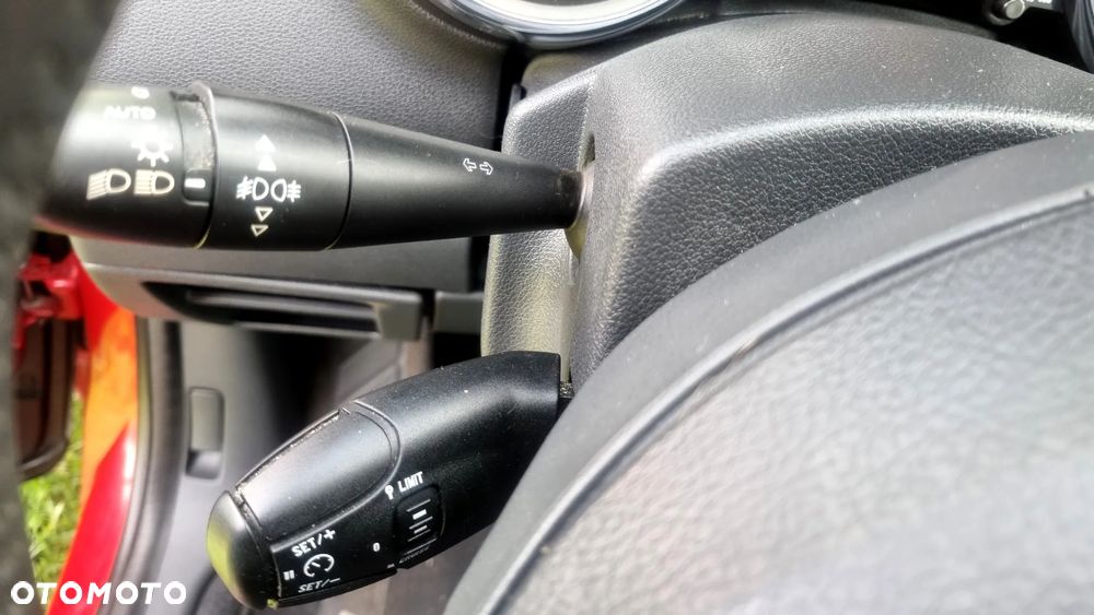 Peugeot 3008 HDi FAP 160 Automatik Active - 24