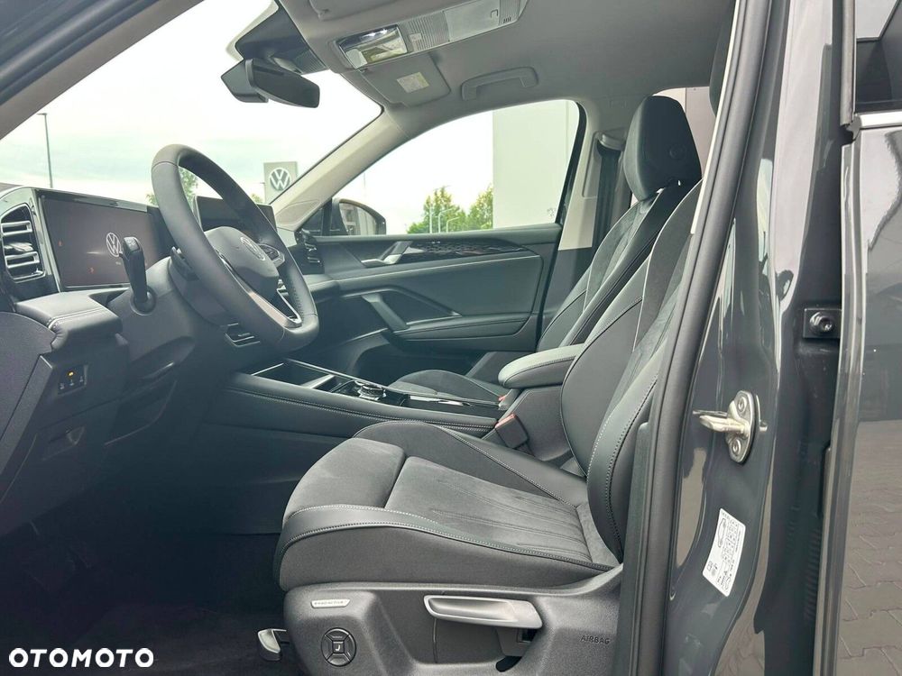 Volkswagen Tiguan - 23
