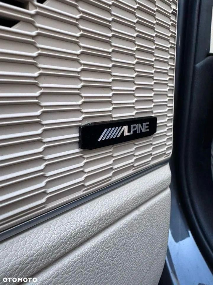 Jeep Grand Cherokee - 11