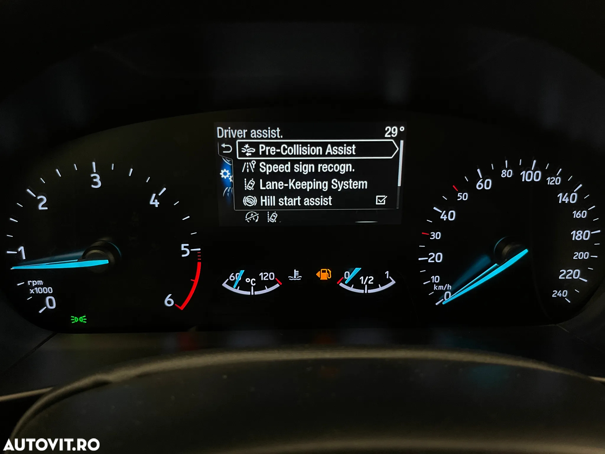 Ford Focus 1.5 EcoBlue Trend Edition - 18
