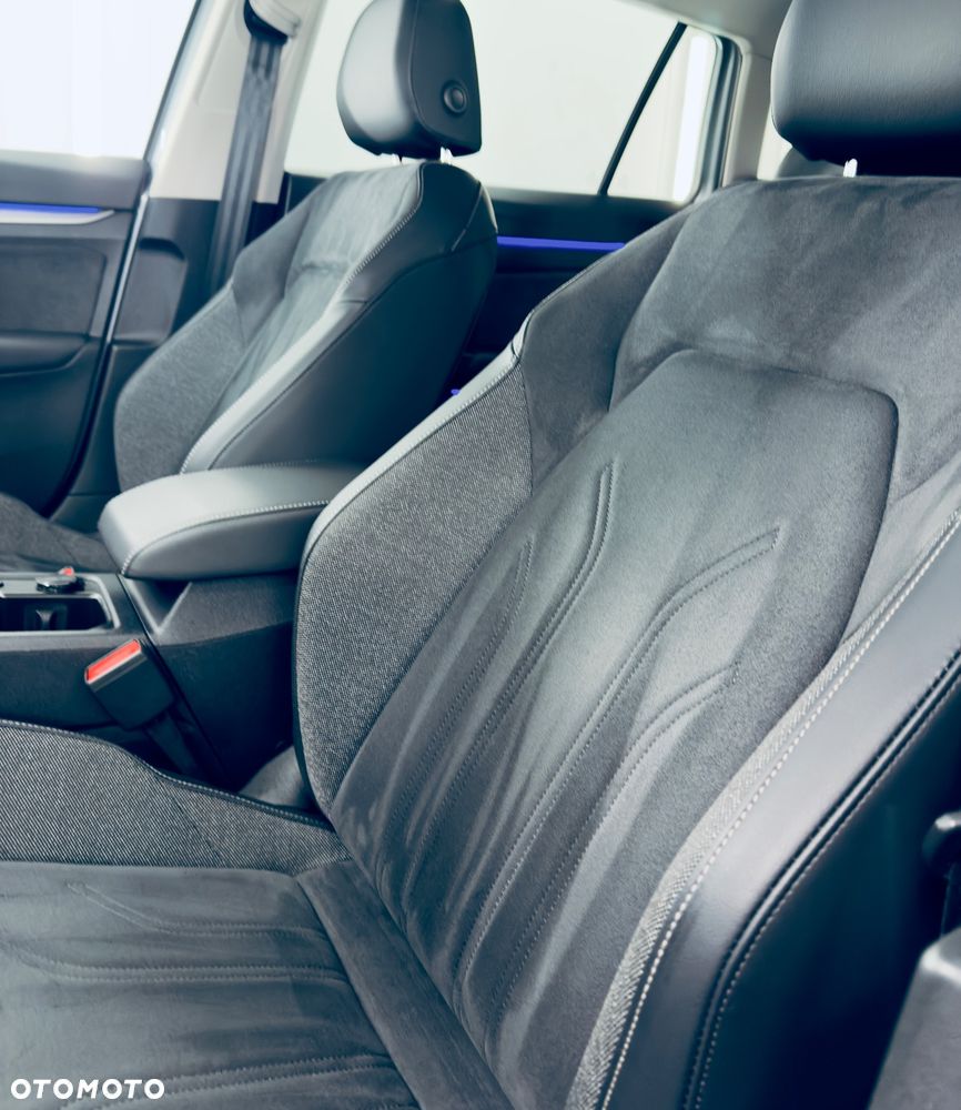 Volkswagen Golf 2.0 TDI Style DSG - 31