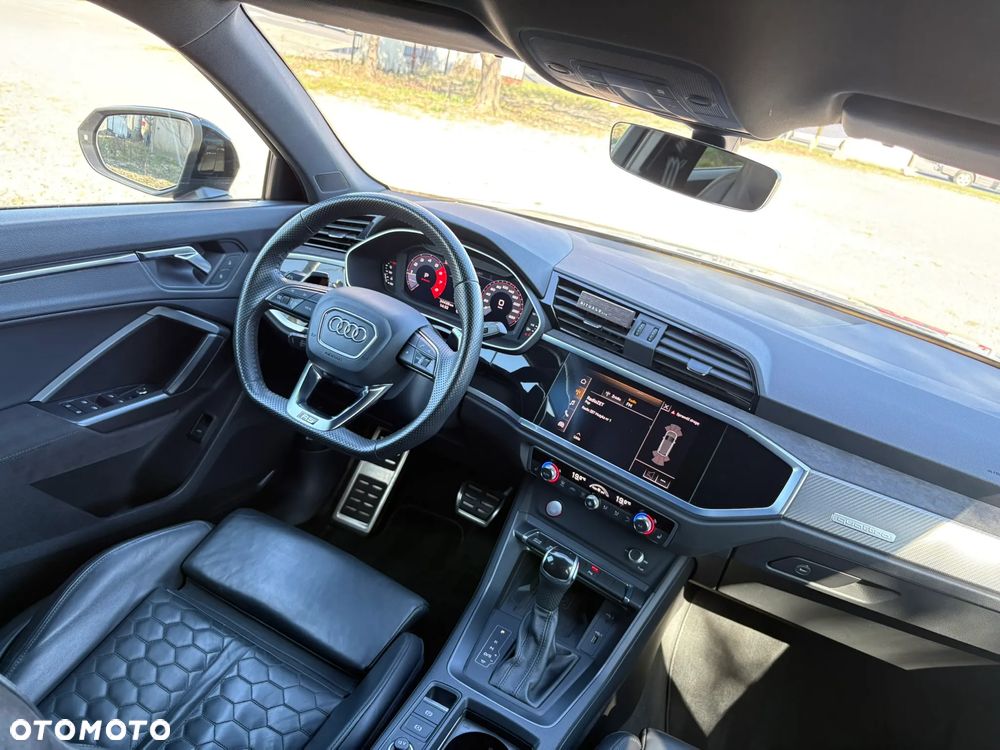 Audi RS Q3 2.5 TFSI quattro S tronic - 25