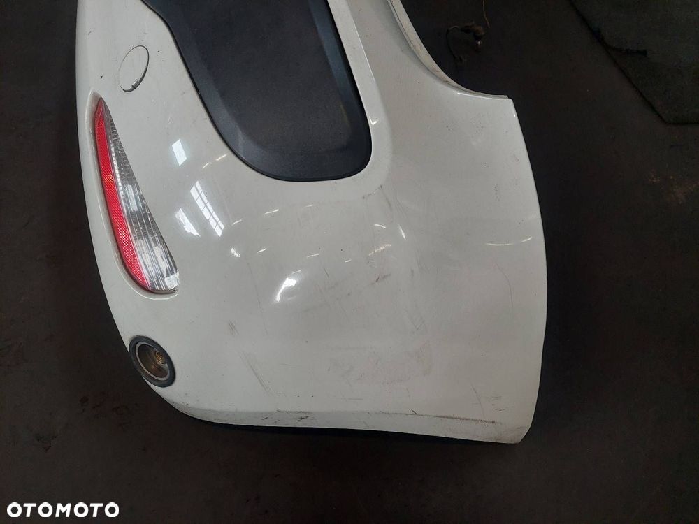 KOMPLETNY TYŁ KLAPA BAGAŻNIKA ZDERZAK TYŁ LAMPA TYŁ FIAT PUNTO EVO 296 - 4