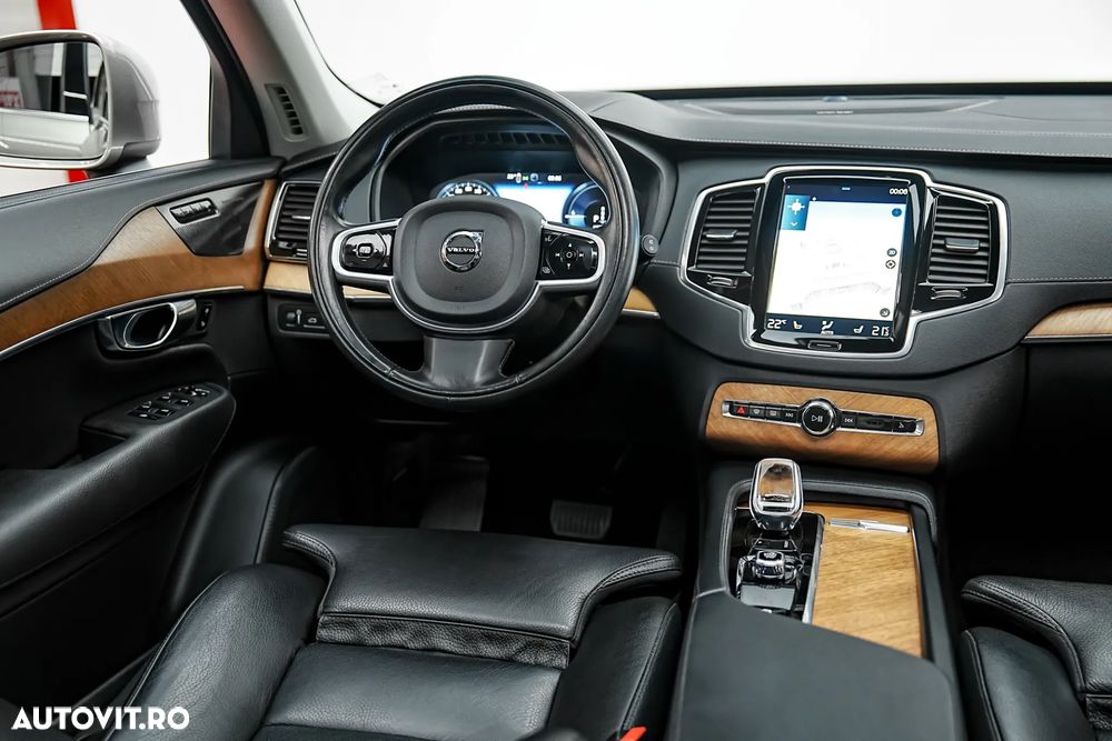 Volvo XC 90 T8 AWD Recharge Geartronic Inscription - 16