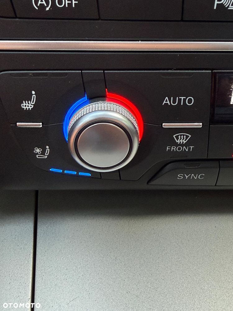Audi A6 Avant 2.0 TDI Ultra S tronic - 24
