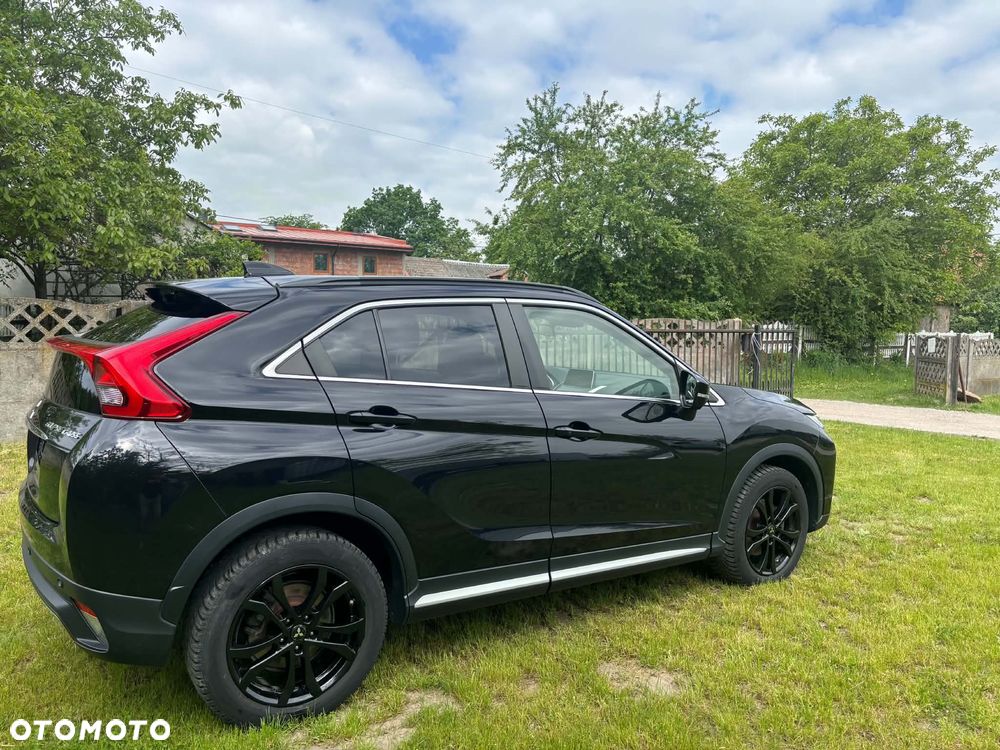 Mitsubishi Eclipse Cross - 12