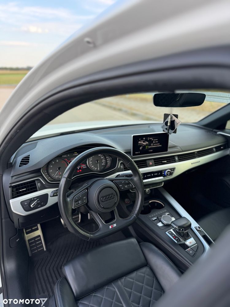 Audi S4 Limousine - 11